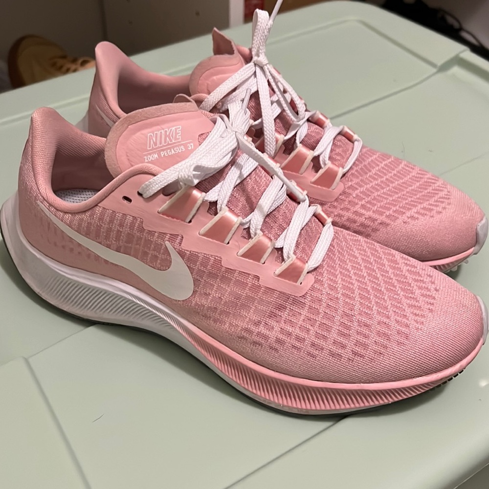 Nike zoom Pegasus 37 pink